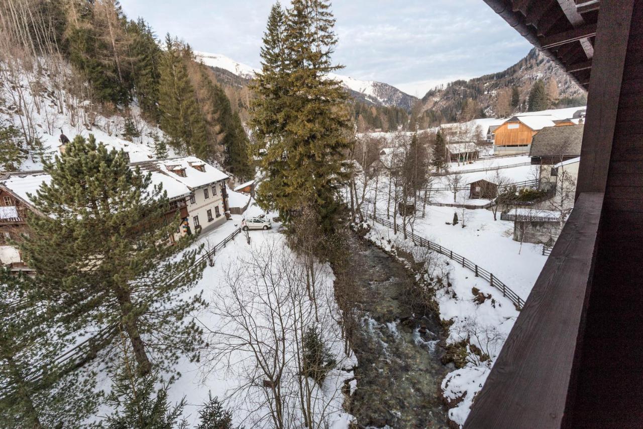 Hotel Neuwirt Mauterndorf  Buitenkant foto