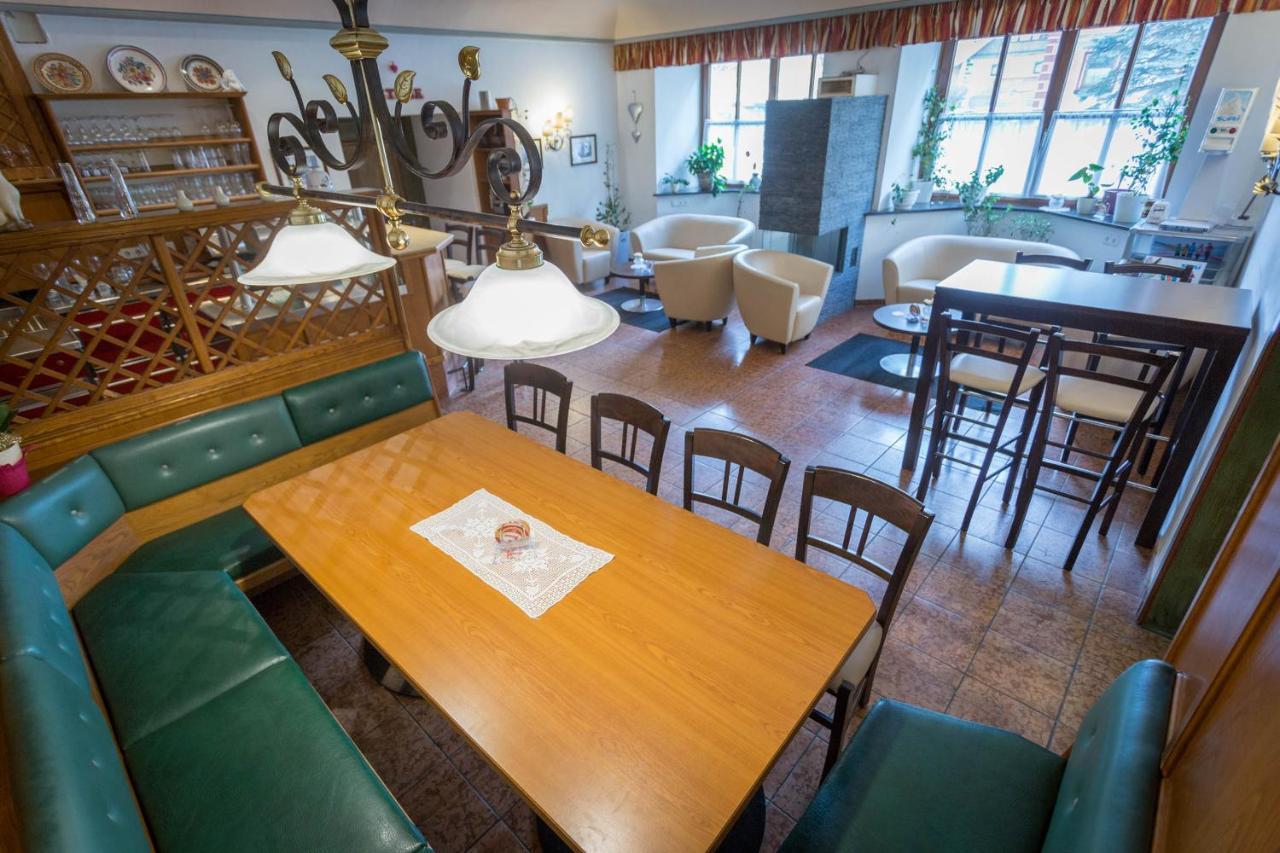 Hotel Neuwirt Mauterndorf  Buitenkant foto